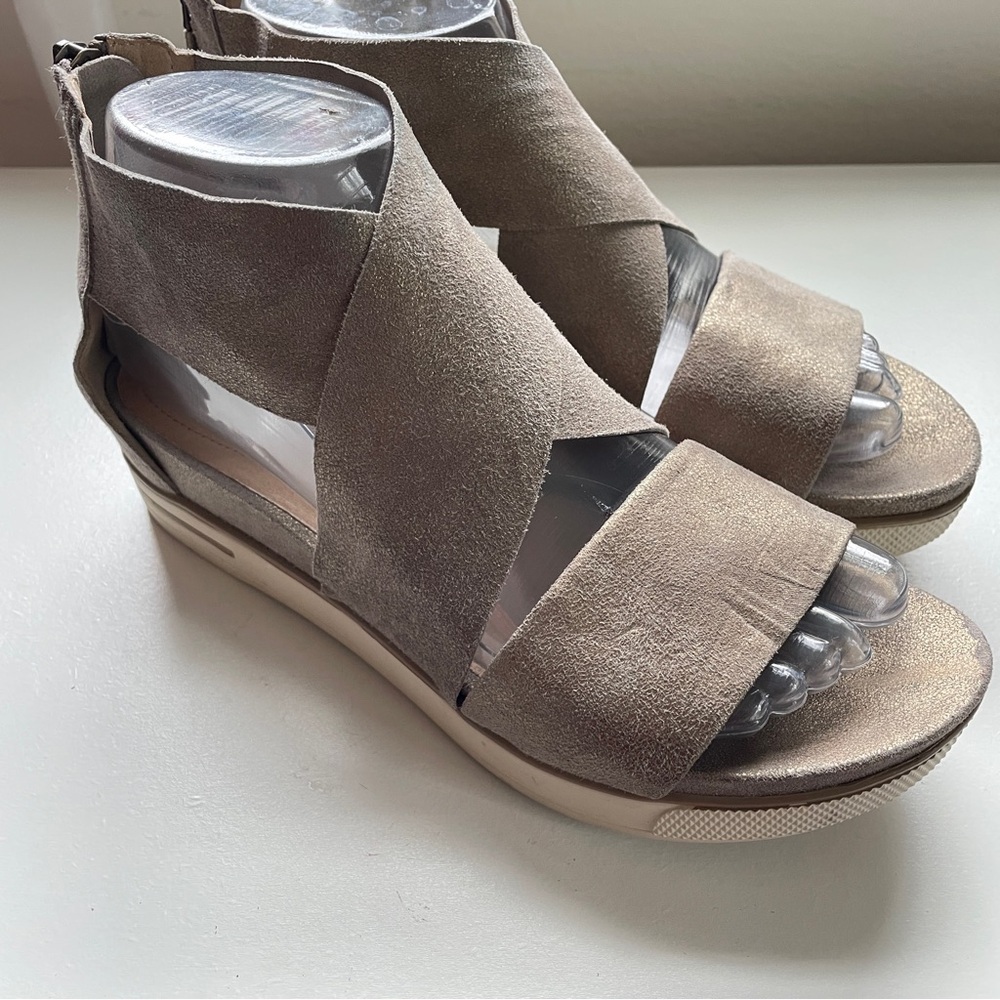 Eileen Fisher Metallic Sport Suede Criss Cross Banded Wedge Platform Sandals 7 - Picture 3 of 13
